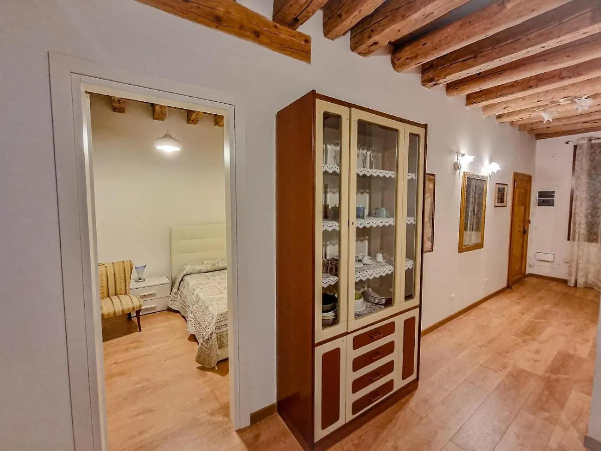 San Marco Central Flat Venice 0*,